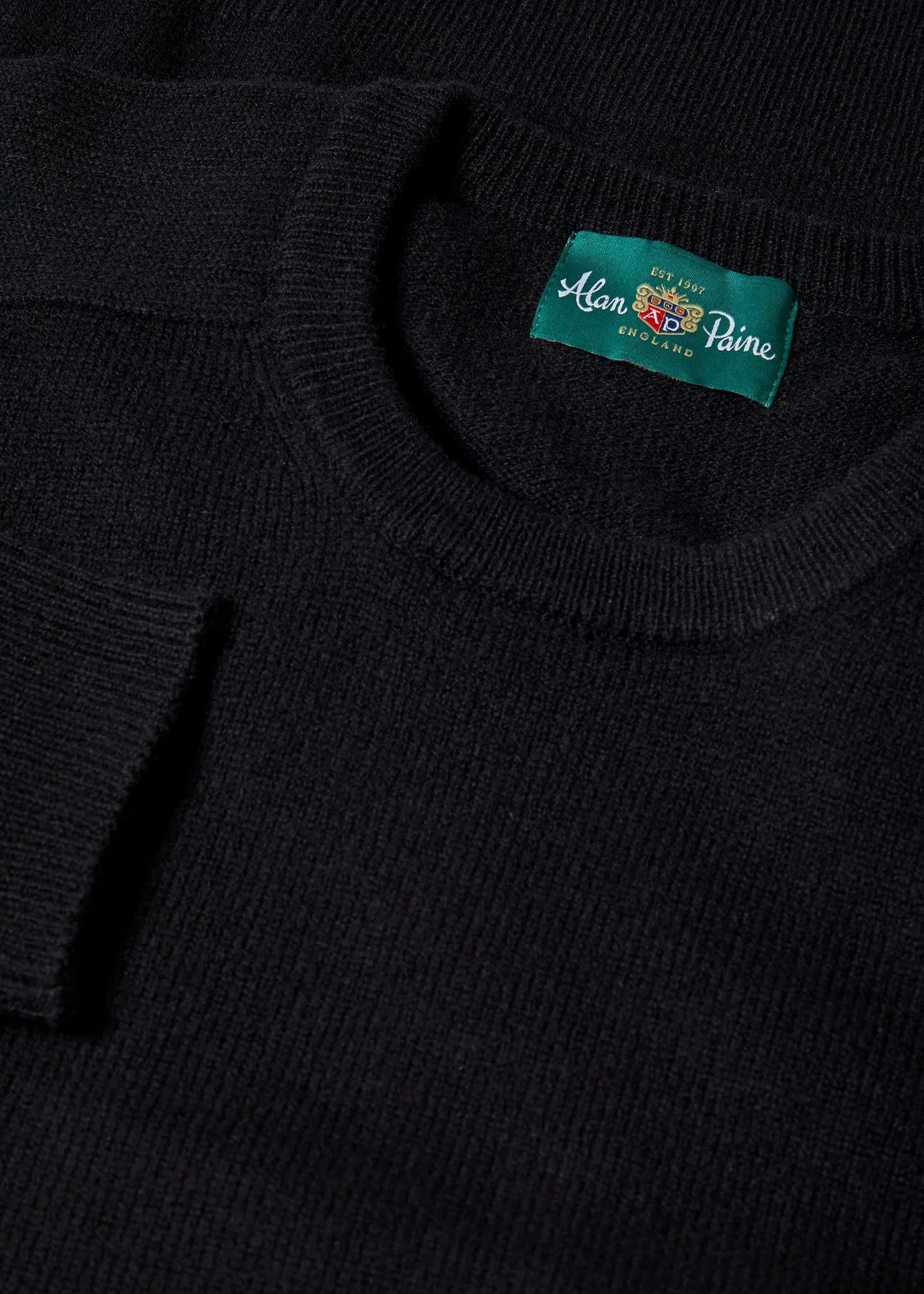 Dorset Men's Lambswool Jumper in Black - Classic Fit