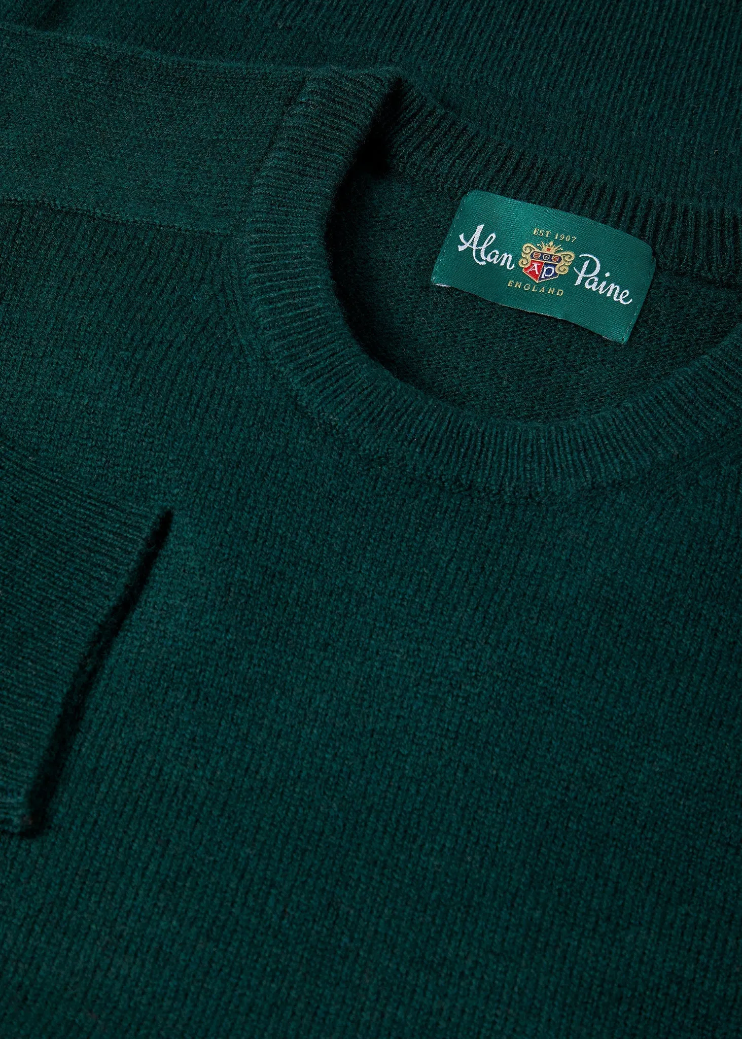 Dorset Men's Lambswool Jumper in Tartan Green - Classic Fit